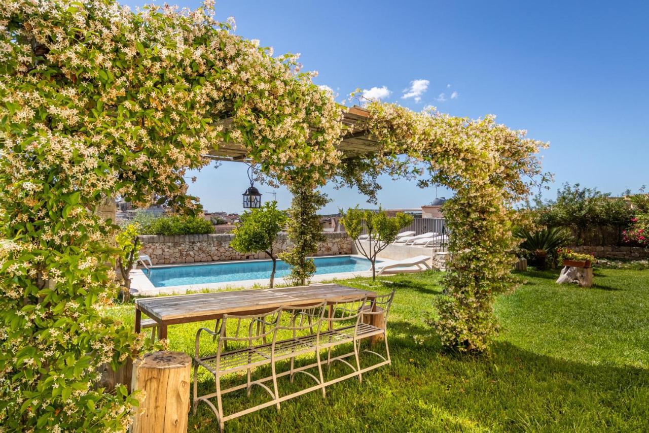 Villa Rosaria Rooms Noto Exterior foto